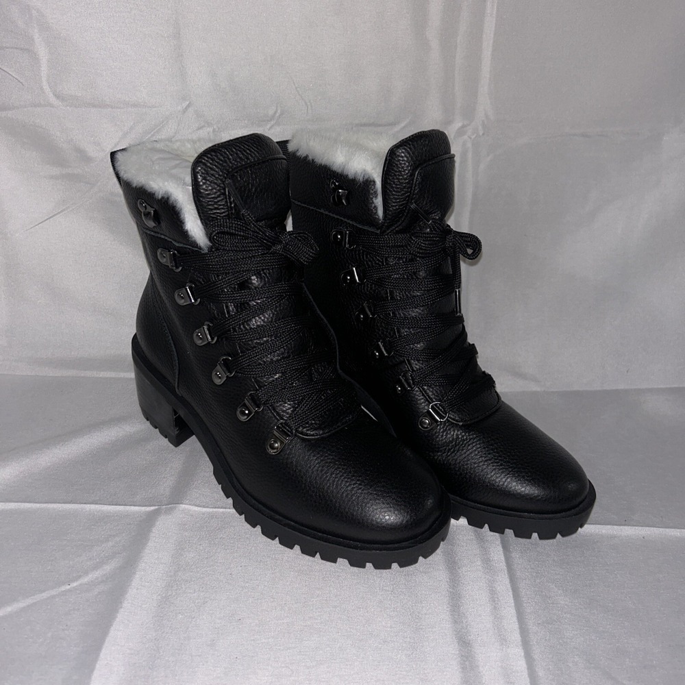 Caslon Tatum‎ Faux Fur Lined Lug Bootie NWOT size 7 Black leather w/faux fur